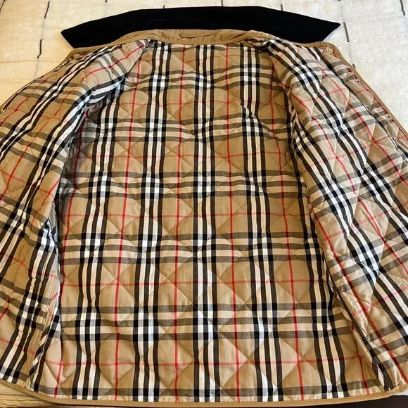 Like New! Quilted Barn Jacket with Corduroy Collar and Plaid Lining | Size XS-S - Picture 9 of 10